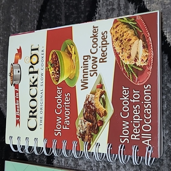 CROCKPOT SLOW COOKER RECIPES TWO COOKBOOKS BUNDLE - Picture 3 of 16